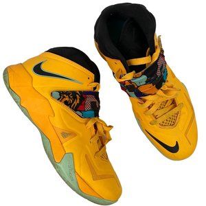 lebron james soldier sneakers